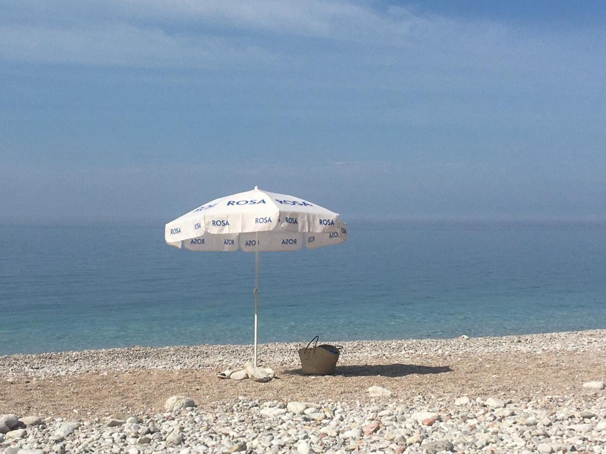 Casa Al Mare Petrovac, Montenegro מראה חיצוני תמונה