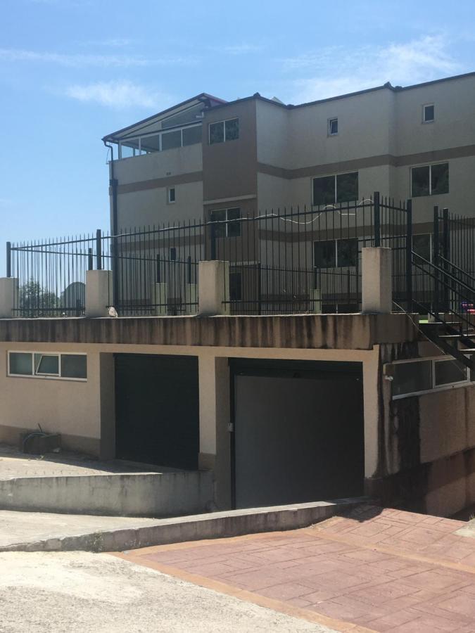 Casa Al Mare Petrovac, Montenegro מראה חיצוני תמונה